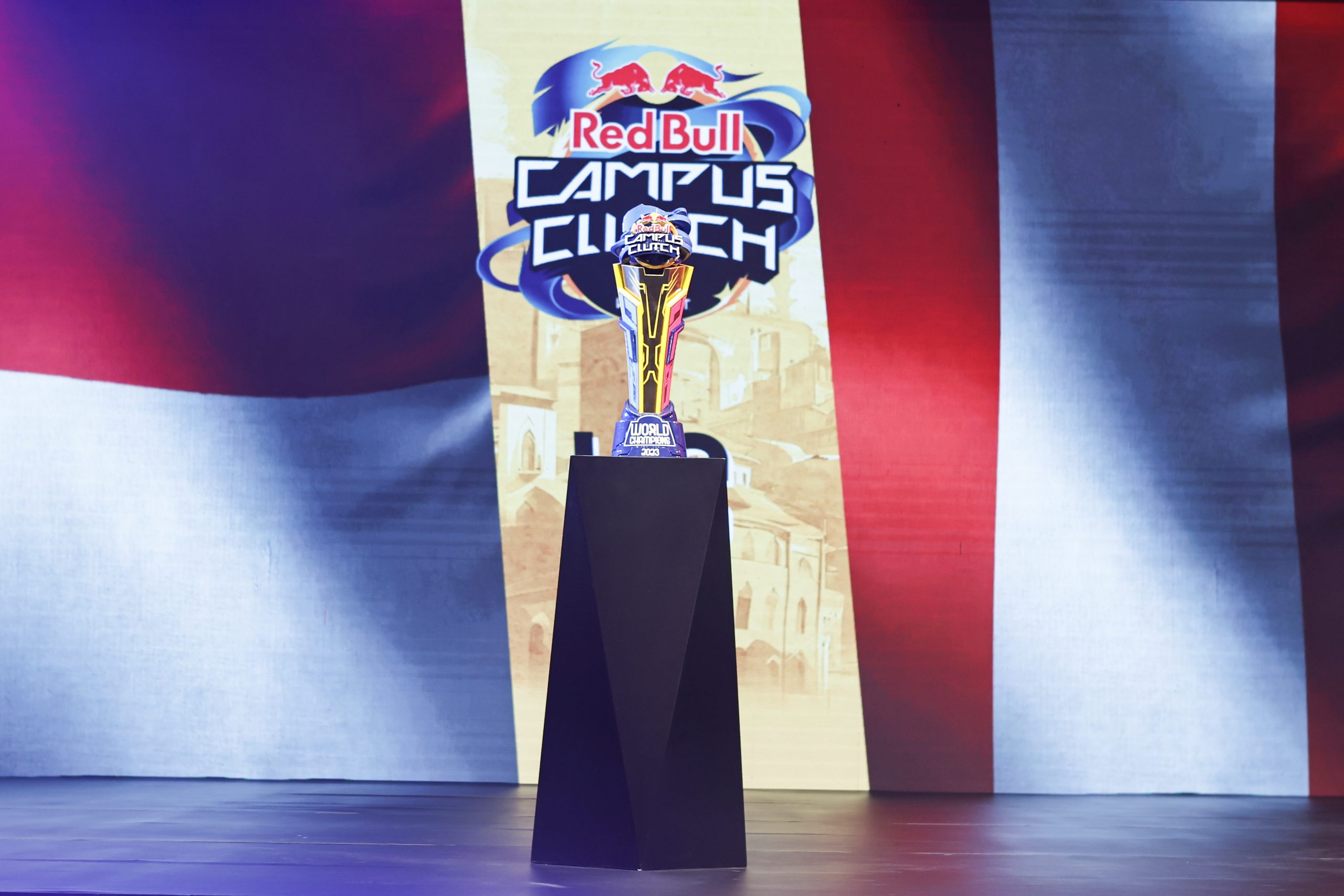 1700910534_Red_Bull_Campus_Clutch_1__1_
